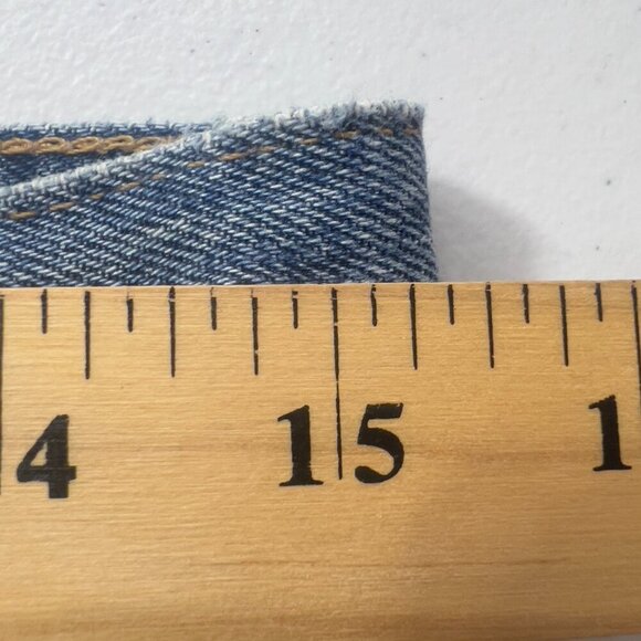 Tommy Jeans Y2K Mid/High Rise Denim Shorts Size 7 Blue Vintage Style - Picture 5 of 6